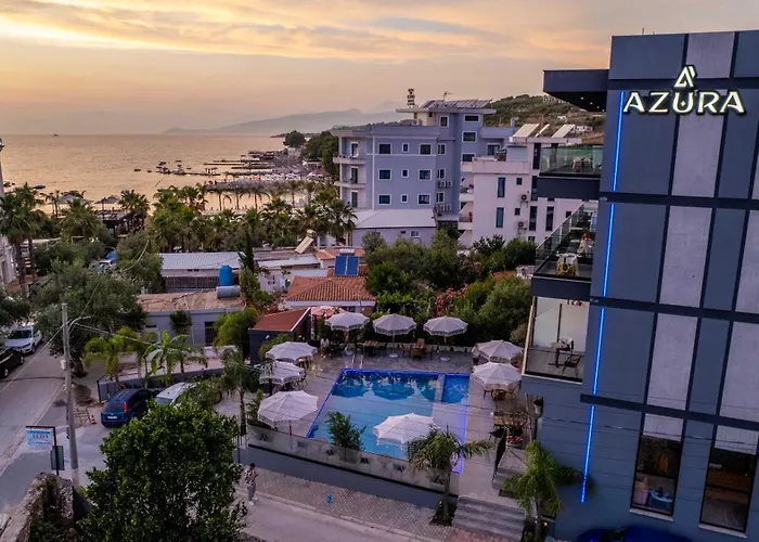 Azura 4*