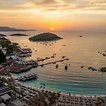 Hotel Azura
