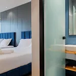 Hotel Azura 4*